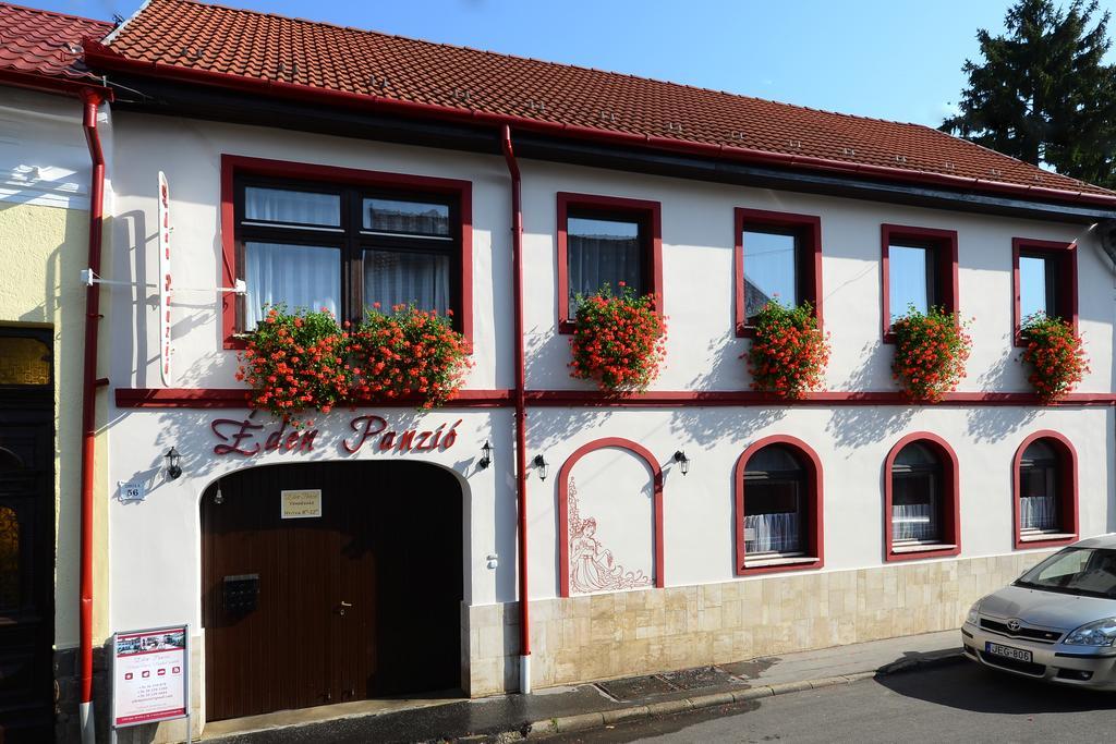 Eden Panzio Bed & Breakfast Eger Exterior photo