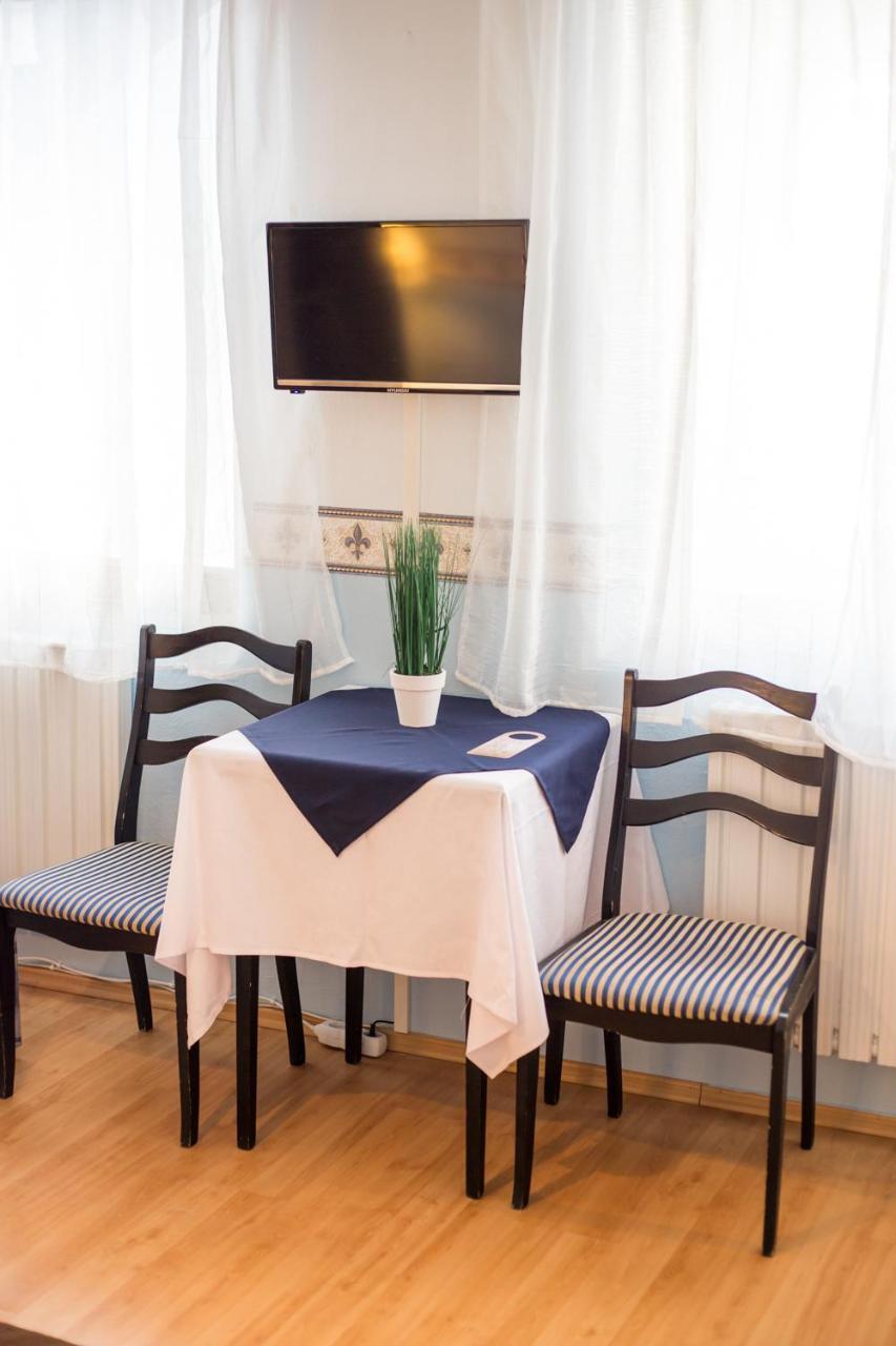 Eden Panzio Bed & Breakfast Eger Exterior photo
